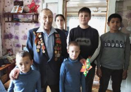 От всей души с поклоном и любовью